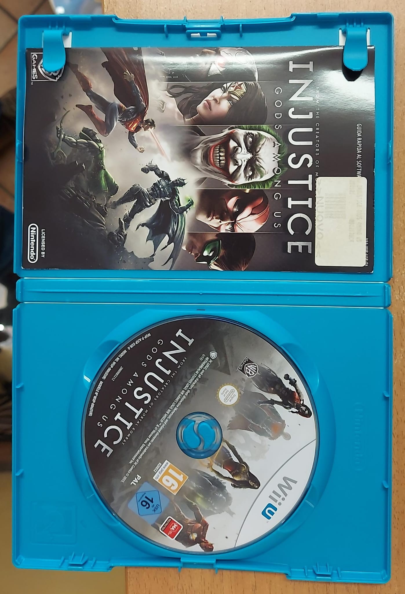 INJUSTICE GODS AMONG US