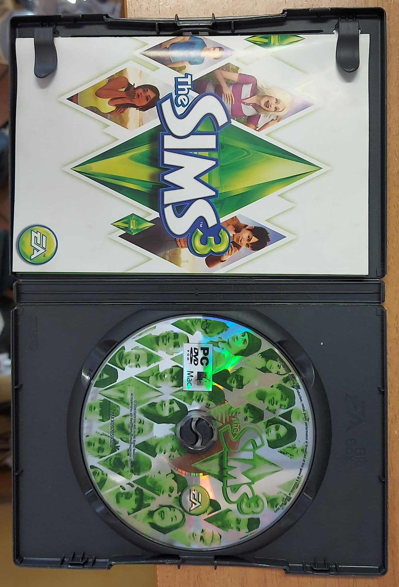 THE SIMS 3 10° ANNIVERSARIO
