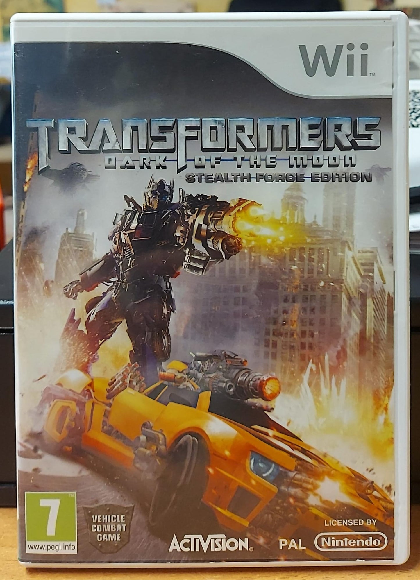 TRANSFORMERS DARK OF THE MOON