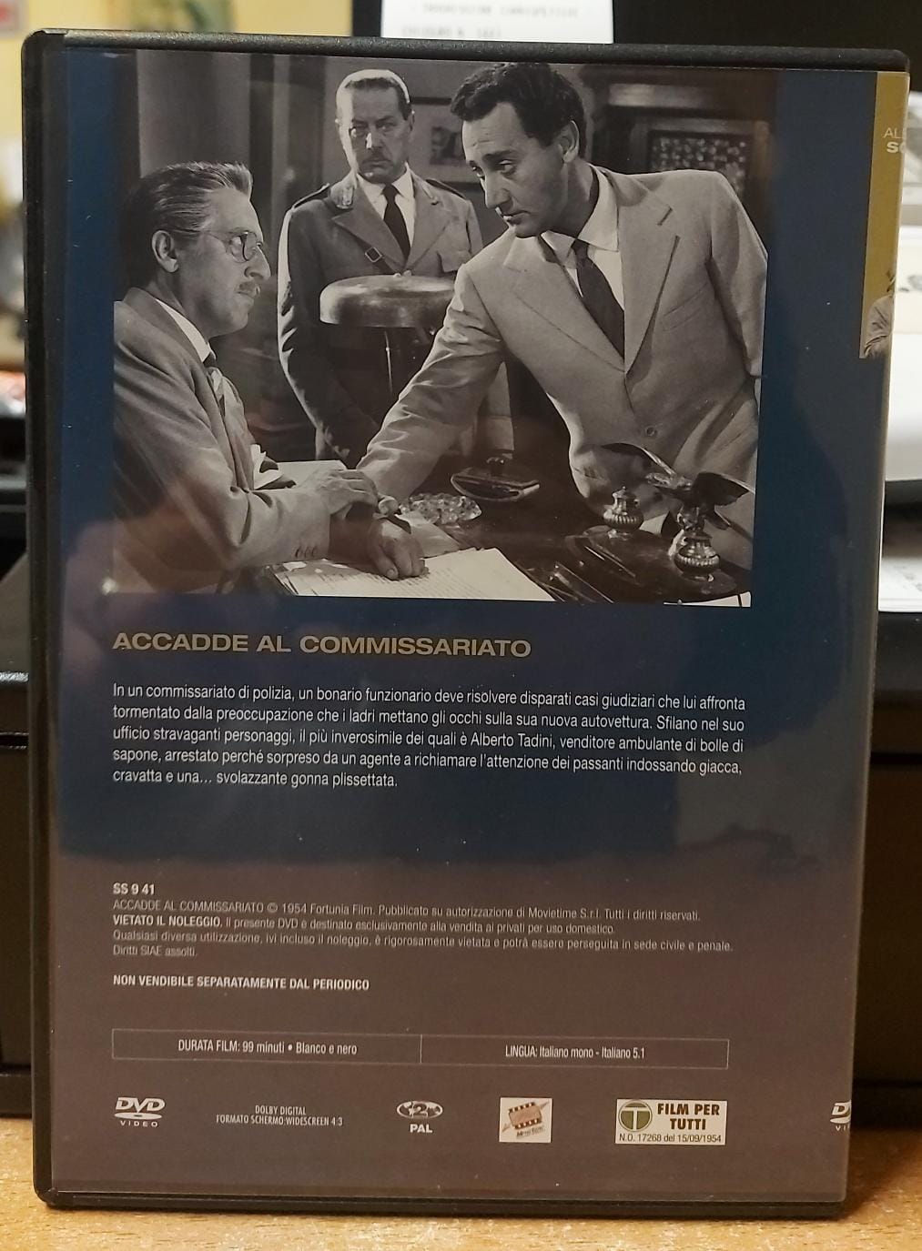 ACCADDE AL COMMISSARIATO