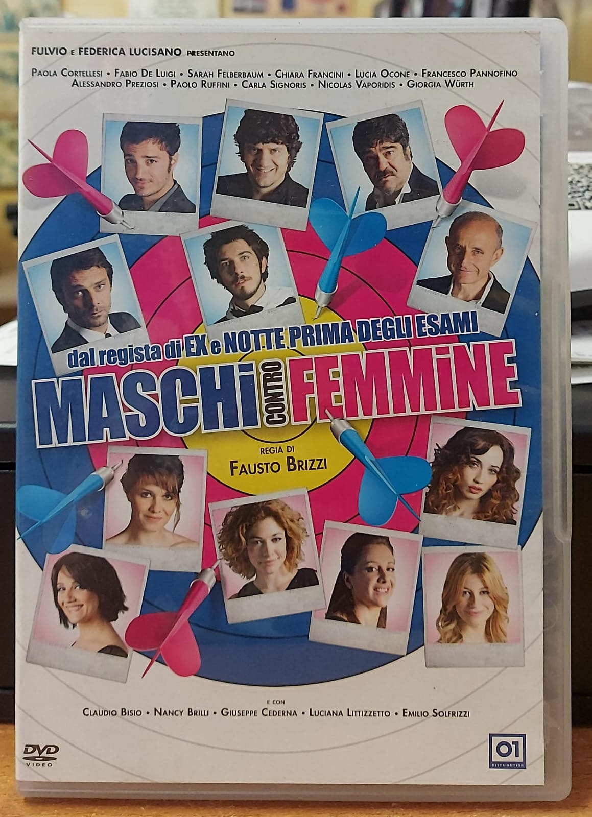 MASCHI CONTRO FEMMINE