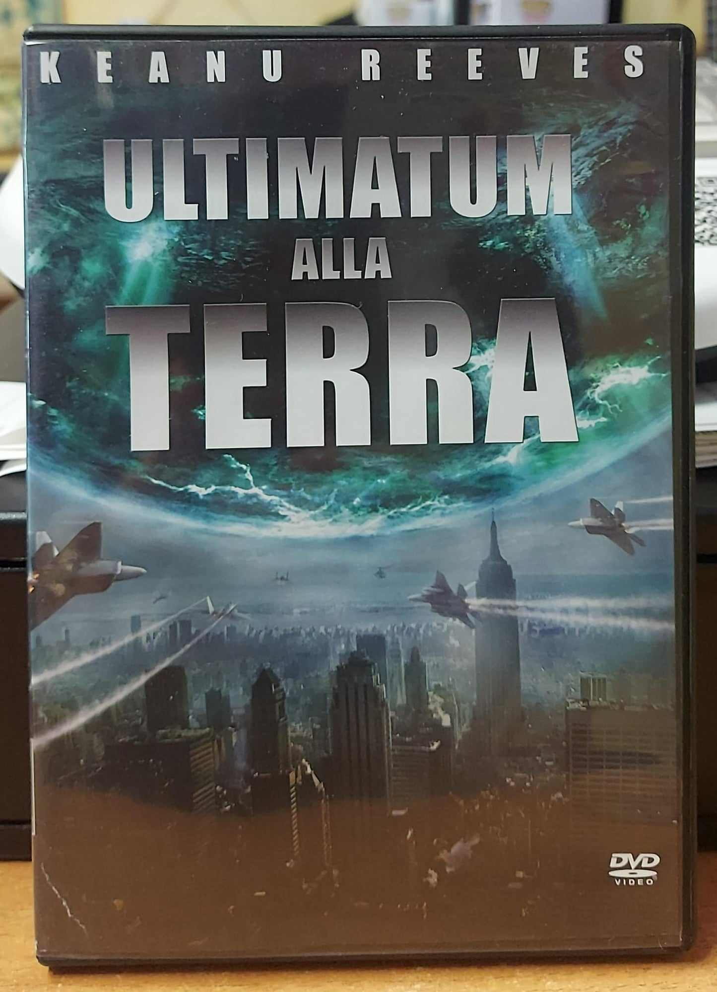 ULTIMATUM ALLA TERRA
