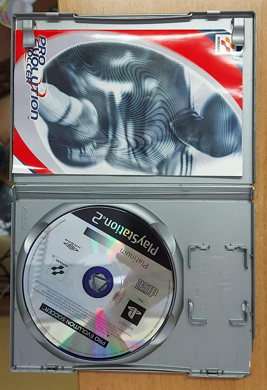 PRO EVOLUTION SOCCER - PLATINUM