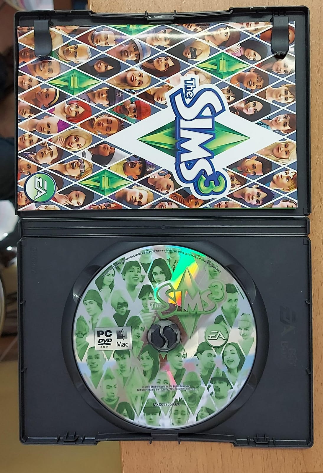 THE SIMS 3