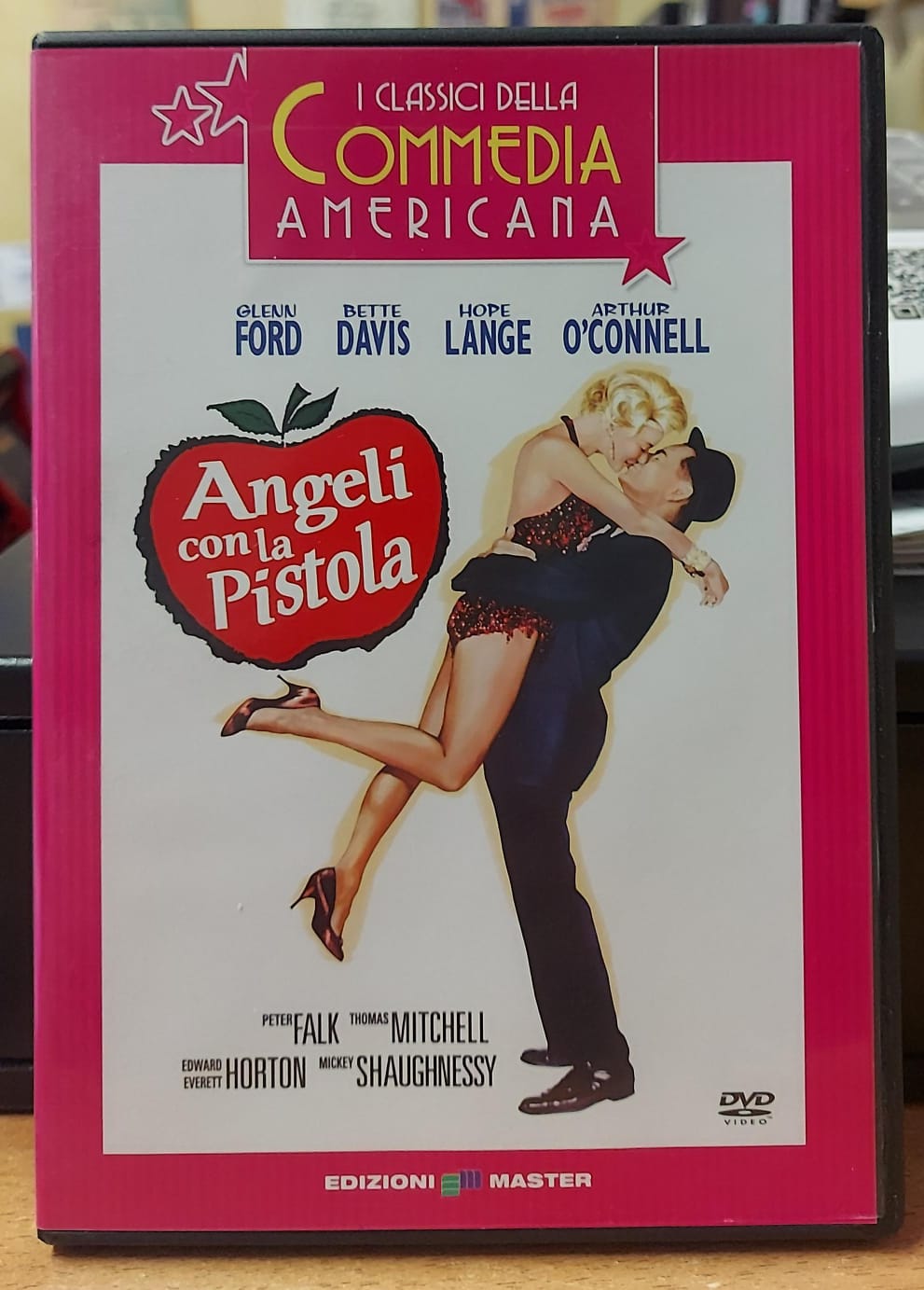 ANGELI CON LA PISTOLA