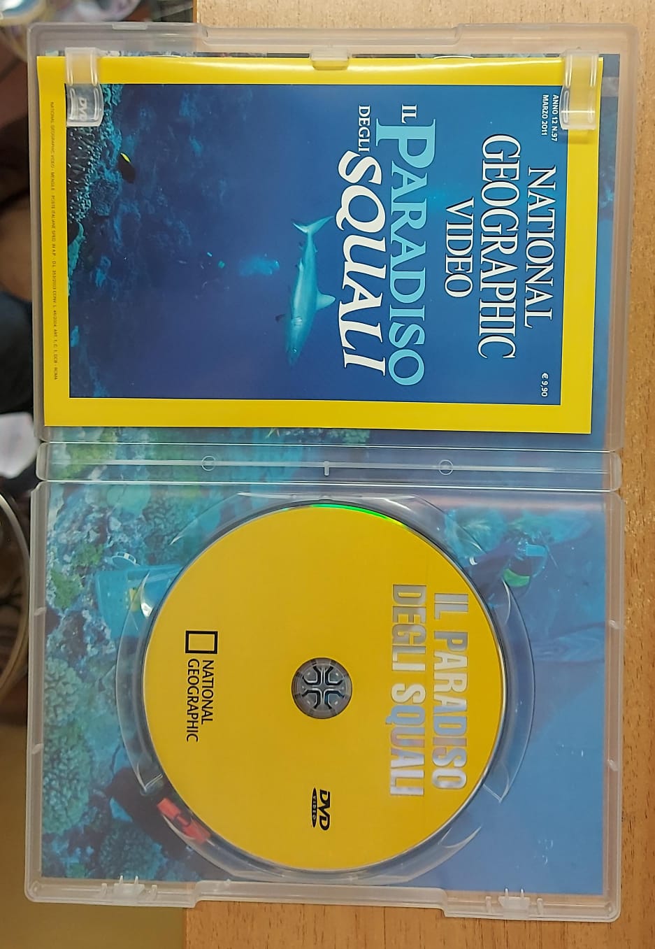 IL PARADISO DEGLI SQUALI