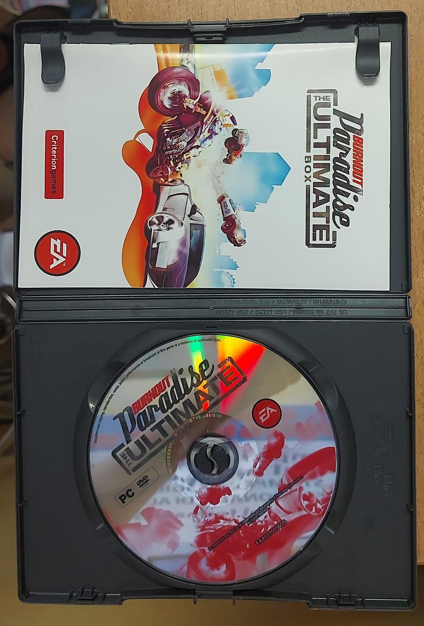 BURNOUT PARADISE THE ULTIMATE BOX