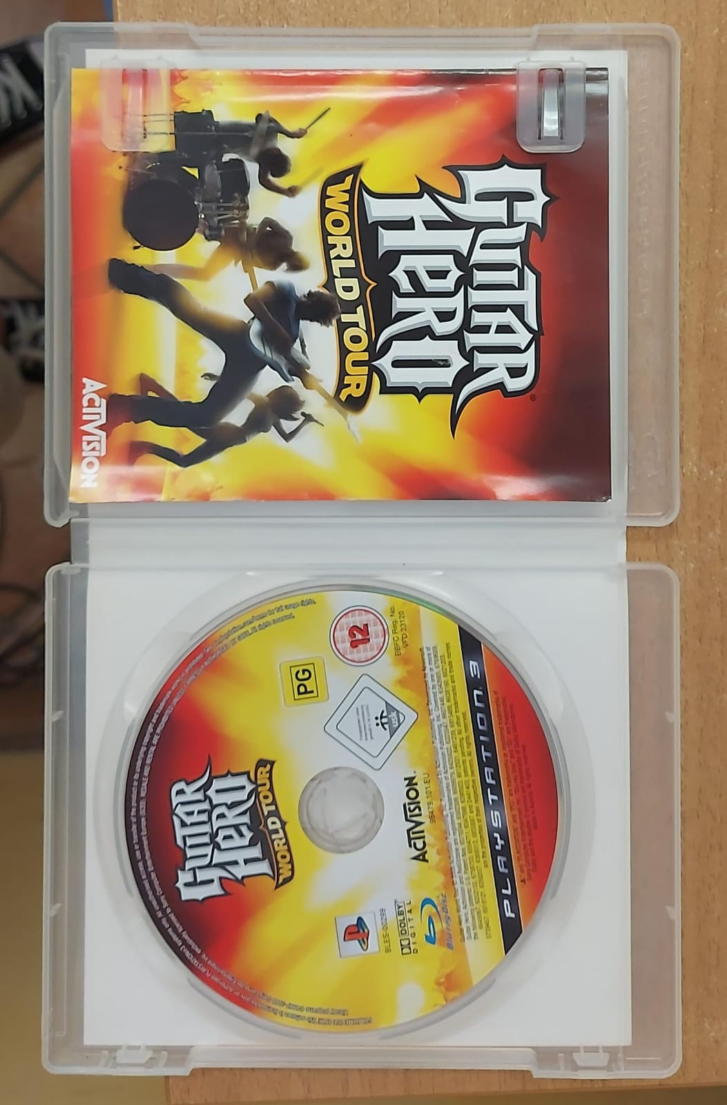 GUITAR HERO WORLD TOUR