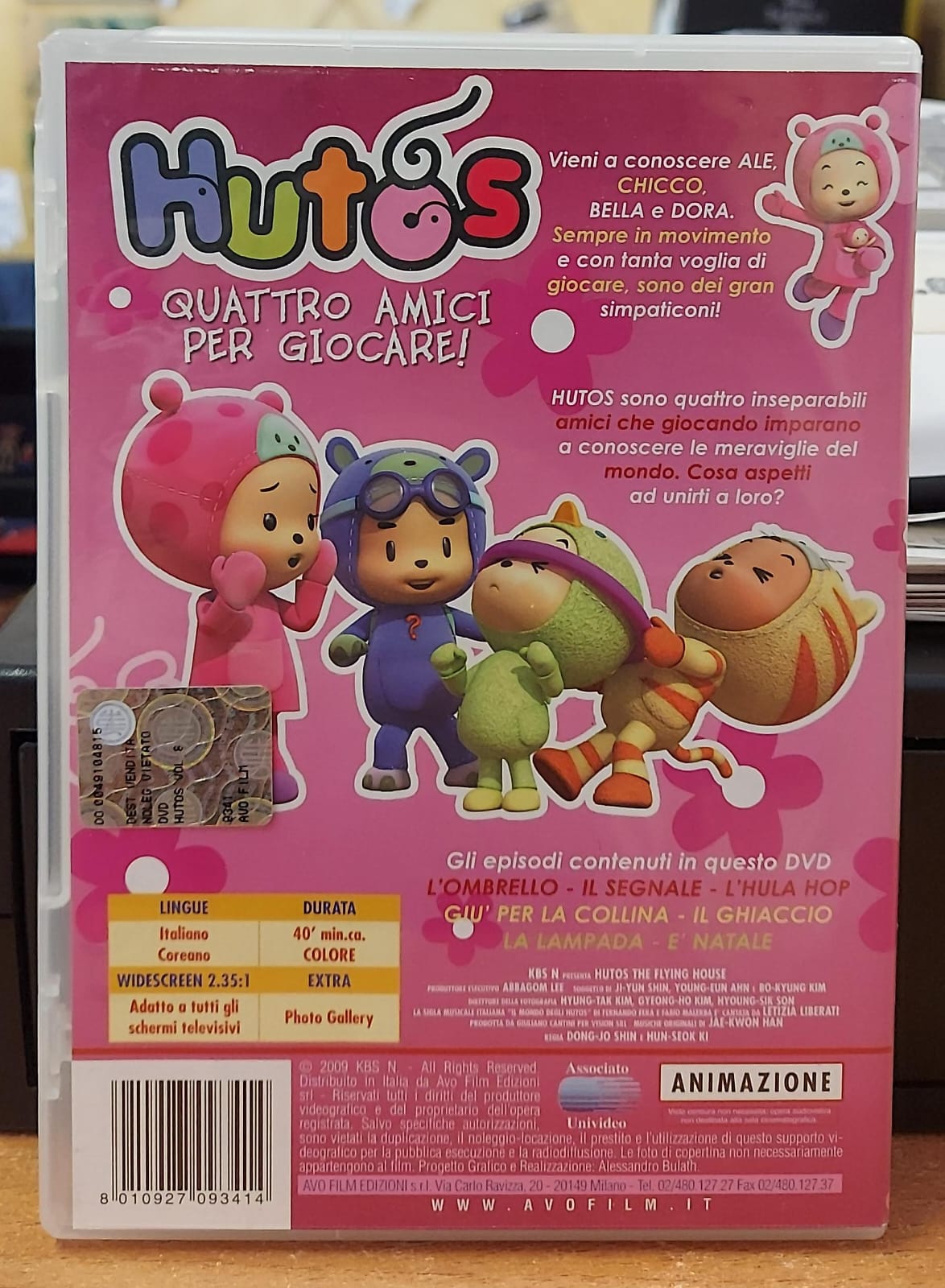HUTOS QUATTRO AMICI PER GIOCARE! L'OMBRELLO