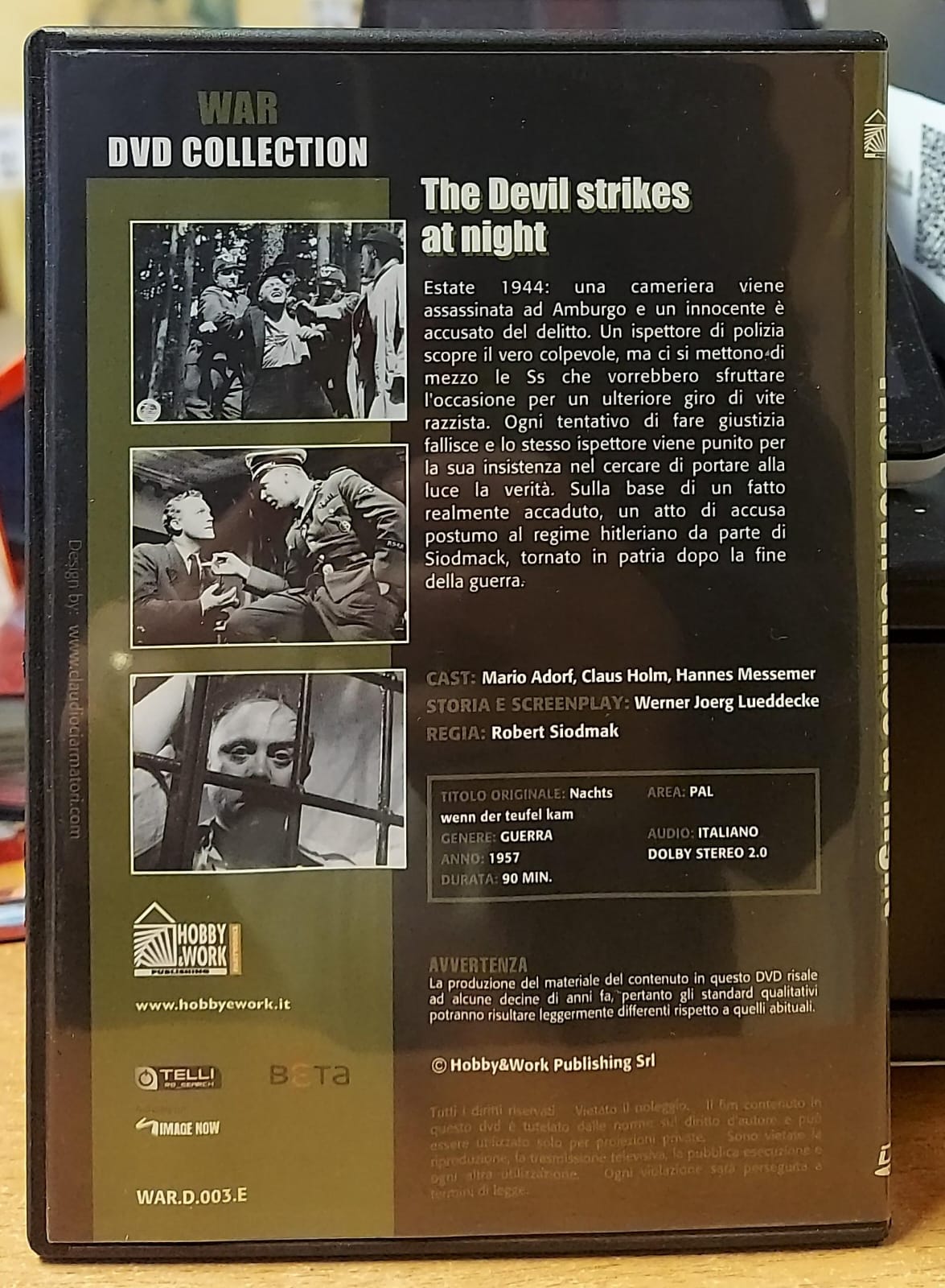 THE DEVIL STRIKES AT NIGHT - IL DIAVOLO COLPISCE DI NOTTE