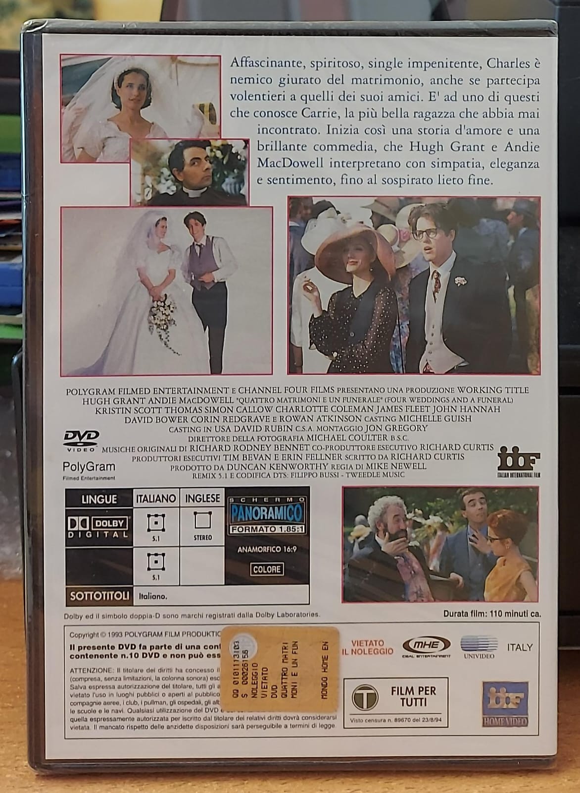Copertina frontale del DVD Quattro matrimoni e un funerale nuovo sigillato