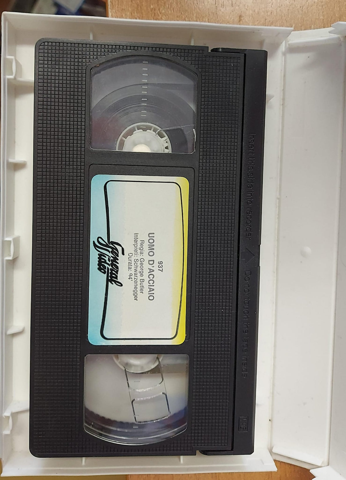 L’uomo d’acciaio – videocassetta VHS General Video nella custodia
