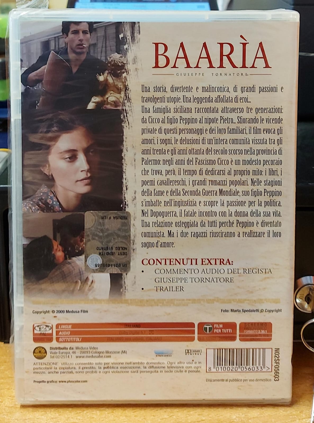 Baarìa DVD – retro copertina e contenuti extra