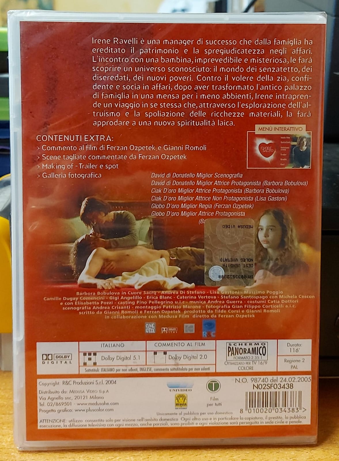 Cuore sacro DVD – retro copertina e contenuti extra