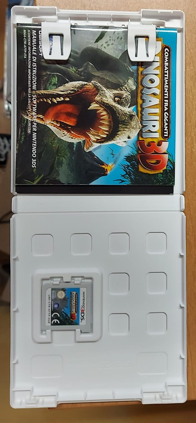 COMBATTIMENTI FRA GIGANTI DINOSAURI 3D