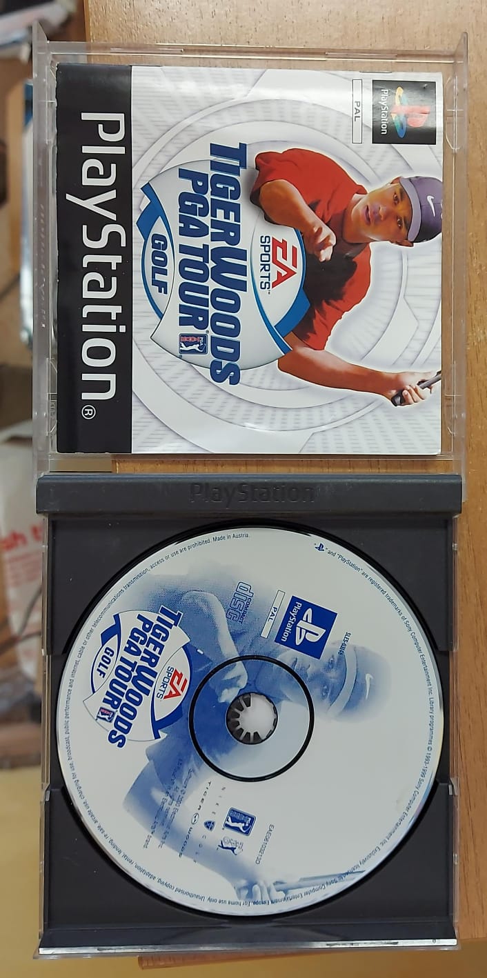TIGER WOODS PGA TOUR GOLF