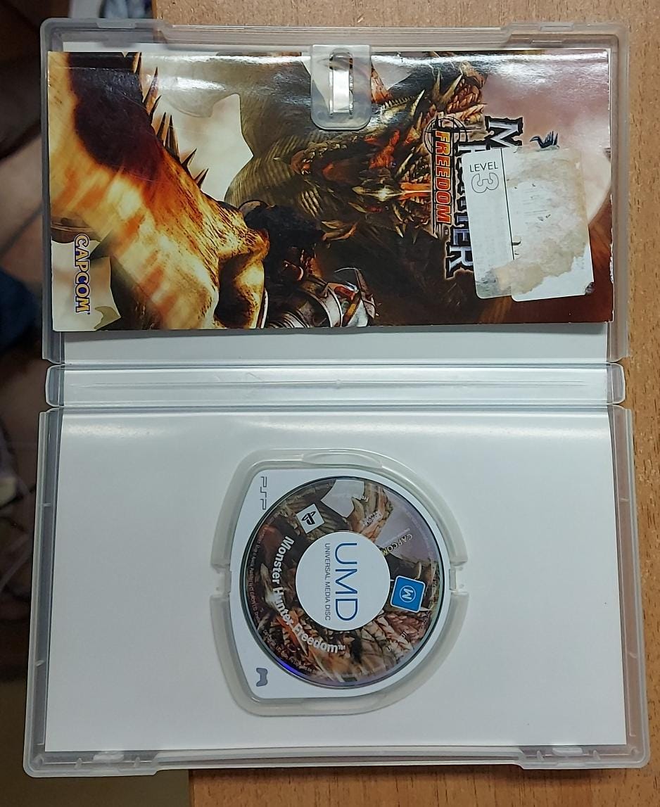 MONSTER HUNTER FREEDOM