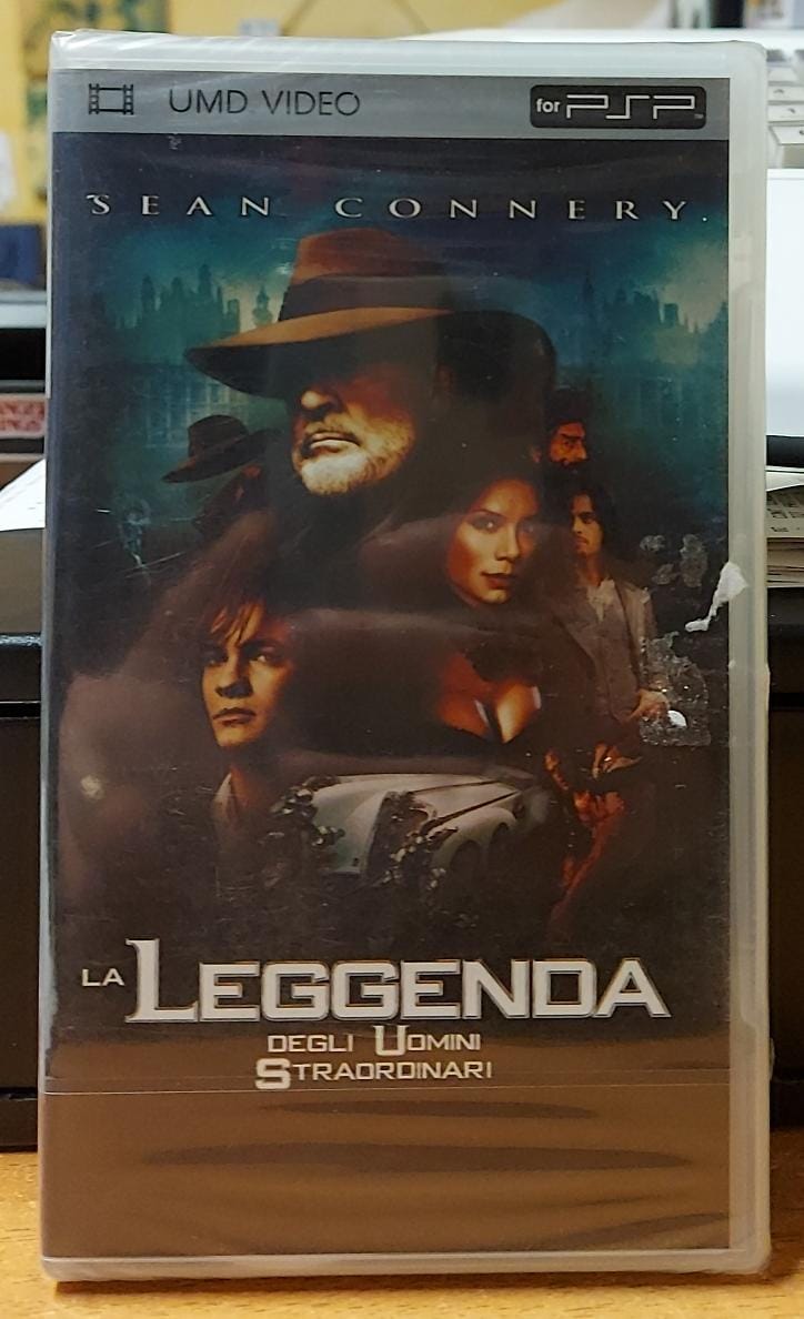 LA LEGGENDA DEGLI UOMINI STRAORDINARI - UMD FILM - NUOVO MAI APERTO