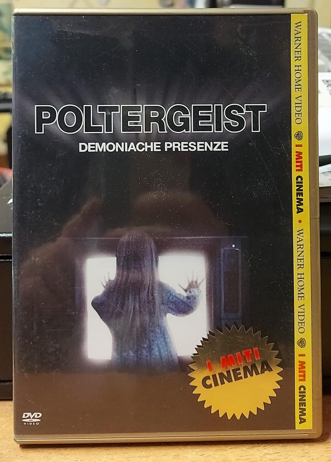 POLTERGEIST DEMONIACHE PRESENZE