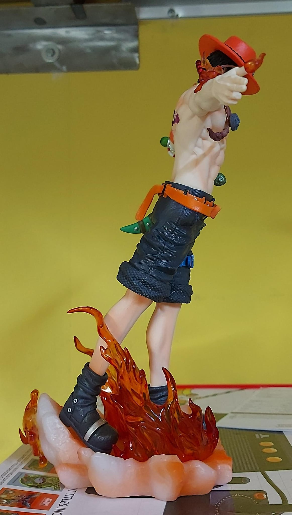 ONE PIECE PORTGAS D.ACE ACTION FIGURE 28CM STATUA DA COLLEZIONE