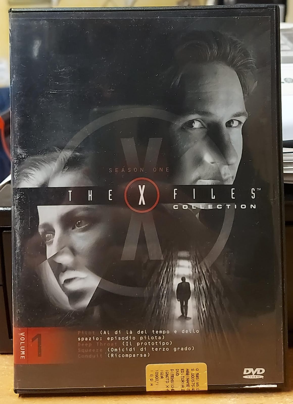 THE X FILES COLLECTION VOLUME 1