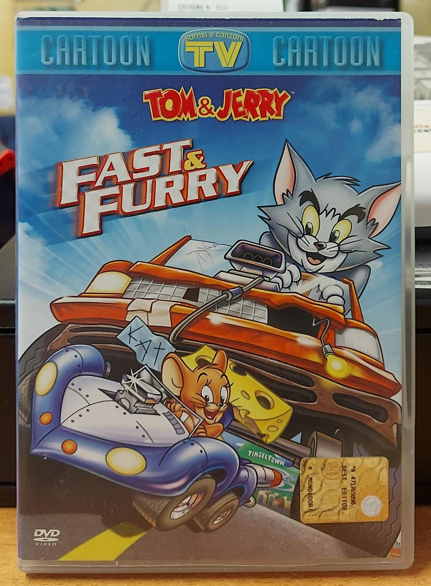 TOM & JERRY FAST & FURRY
