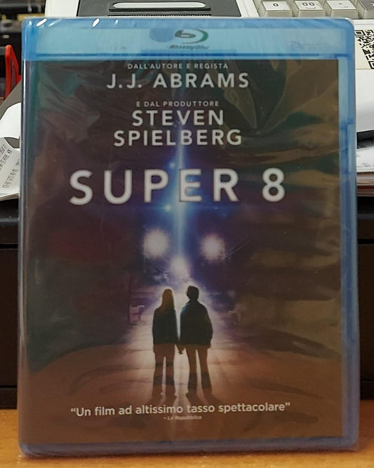 SUPER 8 - NUOVO MAI APERTO