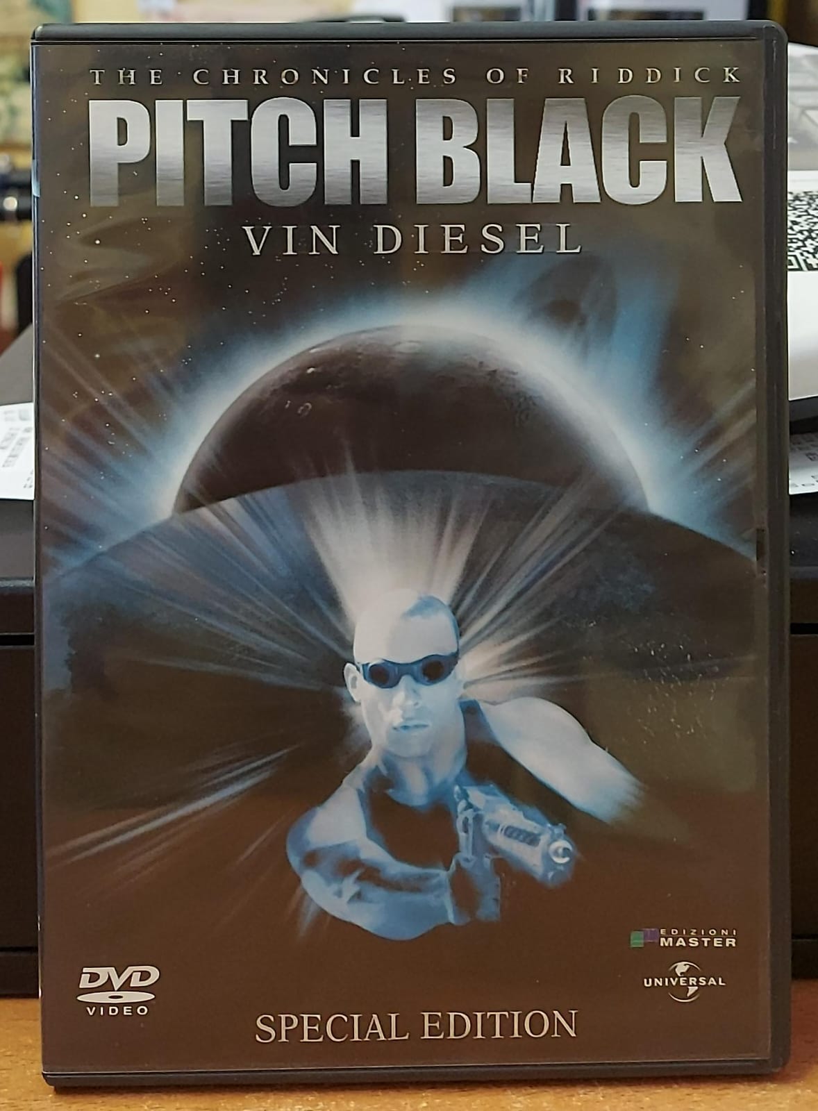 PITCH BLACK - SPECIAL EDITION