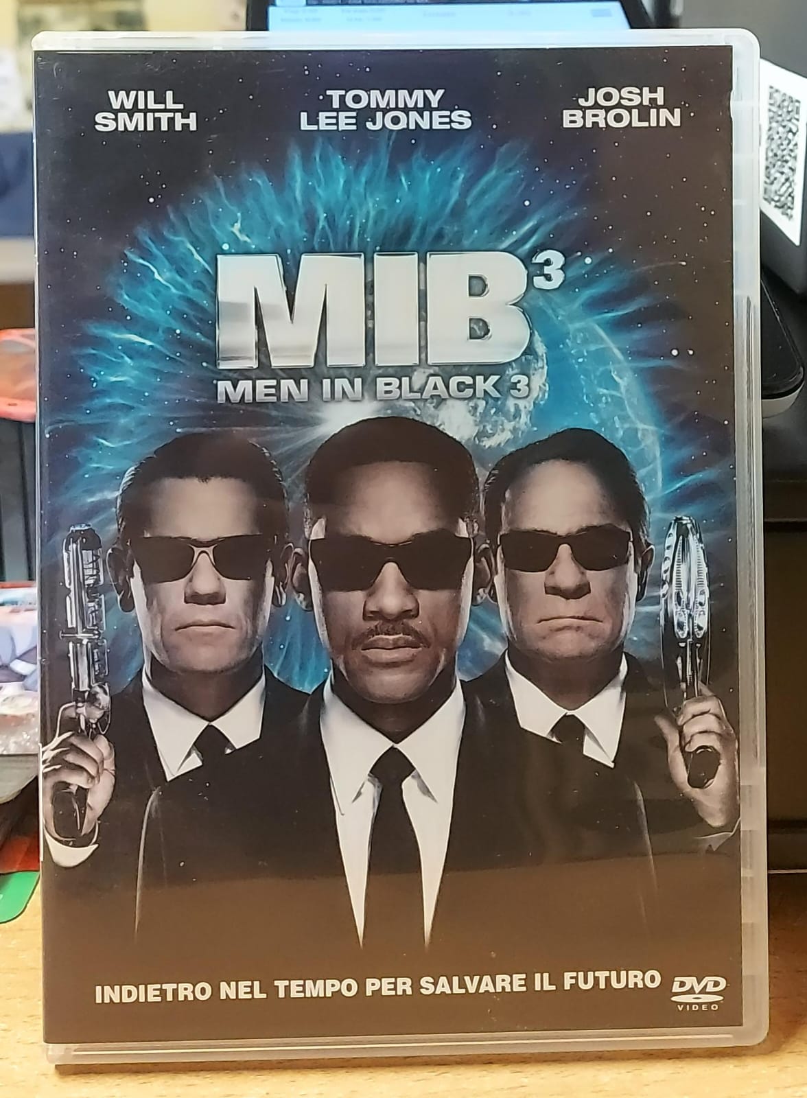MEN IN BLACK 3 MIB 3