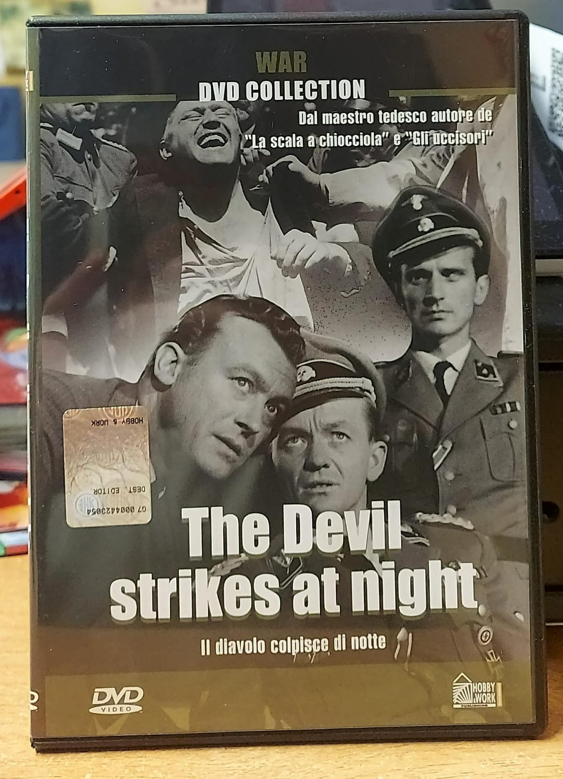 THE DEVIL STRIKES AT NIGHT - IL DIAVOLO COLPISCE DI NOTTE