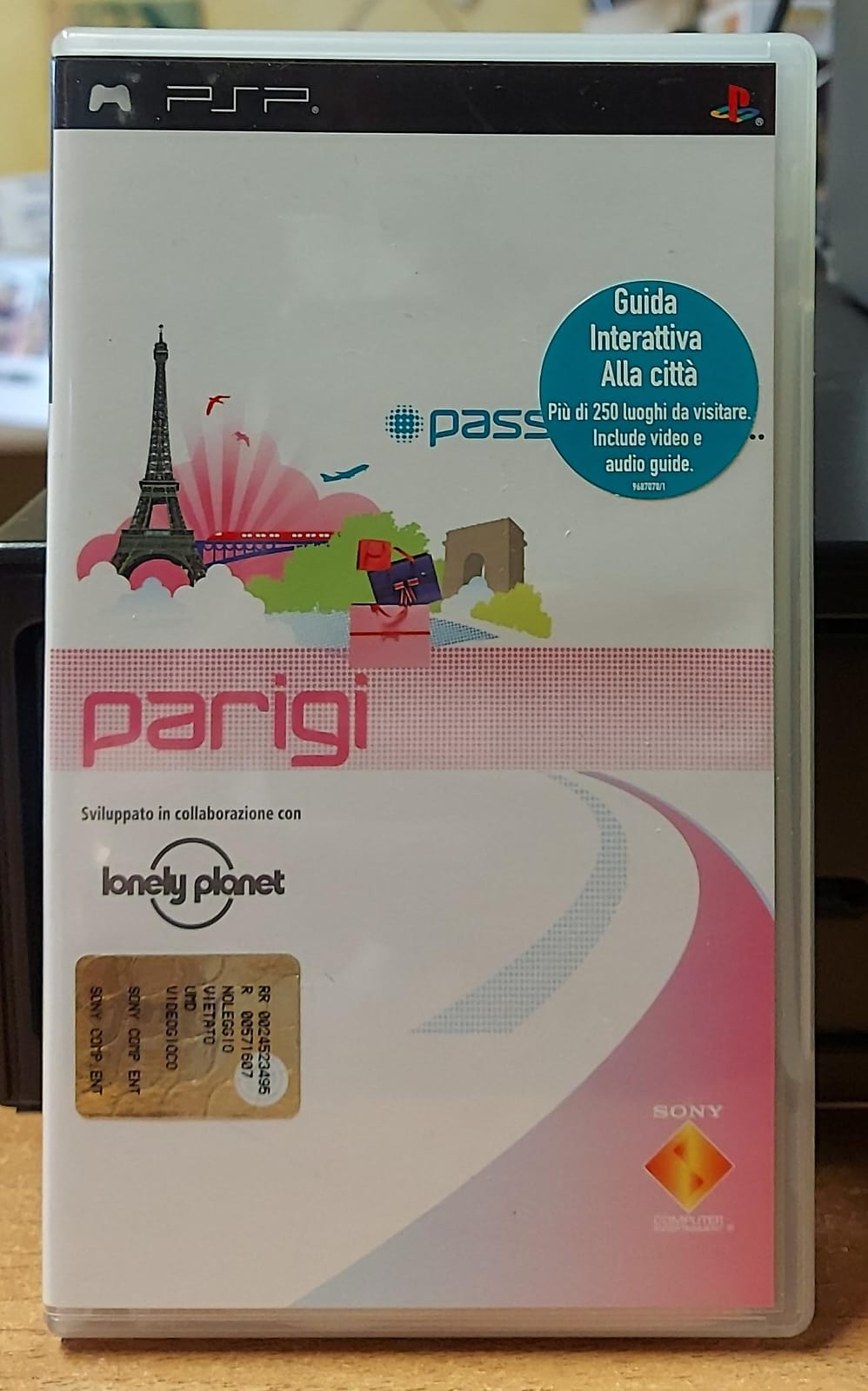 PASSPORT TO...PARIGI