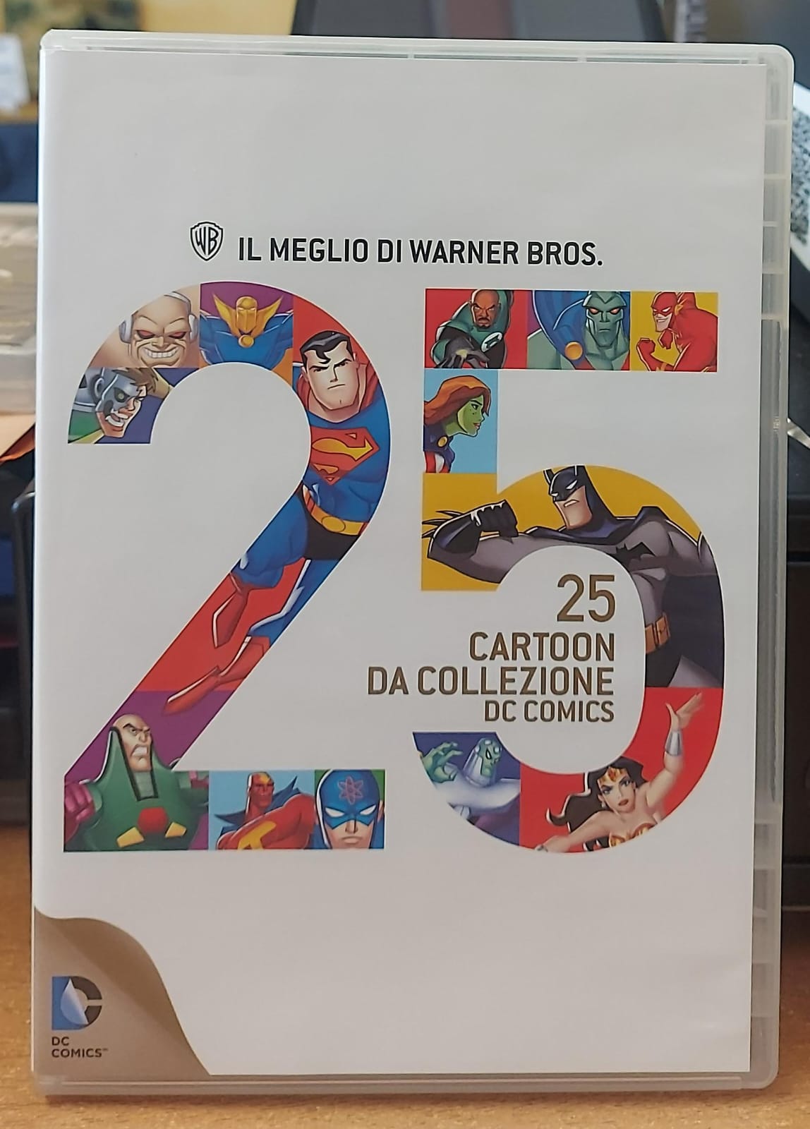 Il Meglio di Warner Bros – 25 Cartoon DC Comics da Collezione (Cofanetto 3 DVD Usato)
