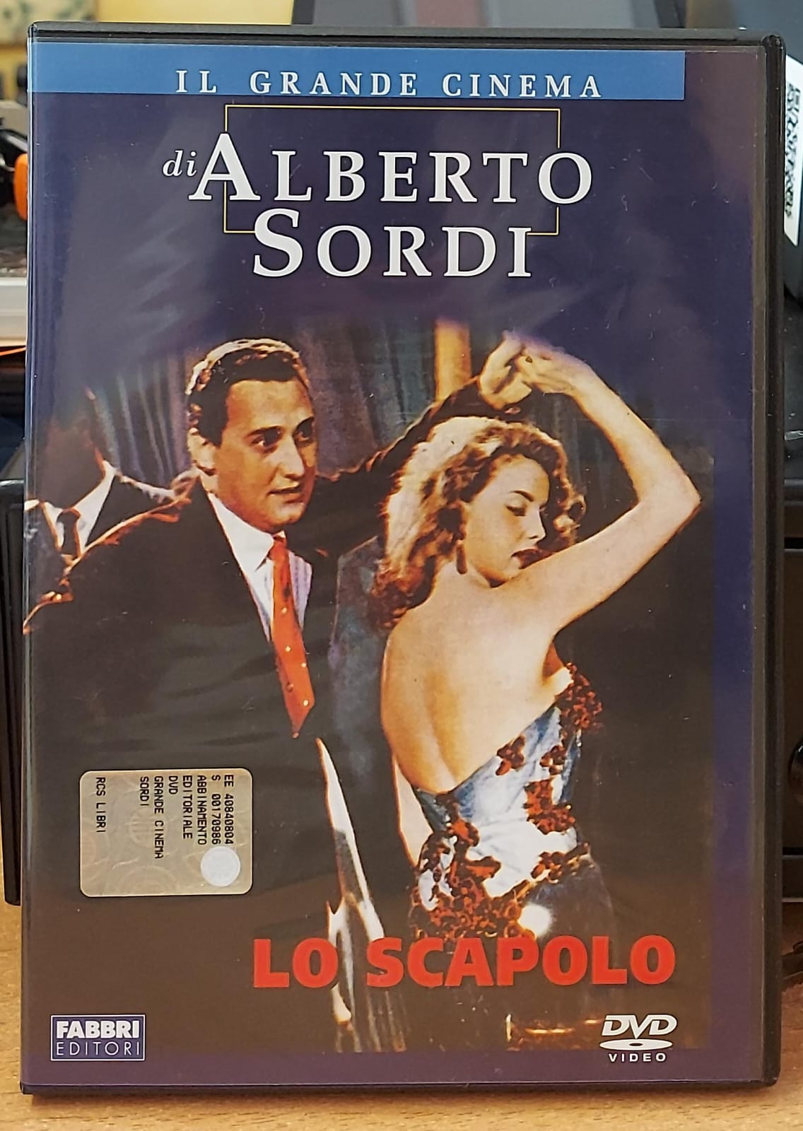 LO SCAPOLO