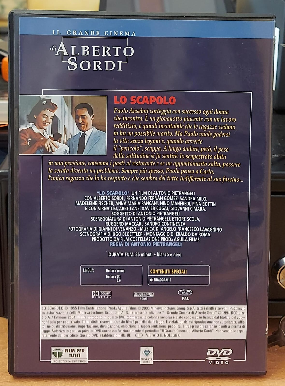 LO SCAPOLO
