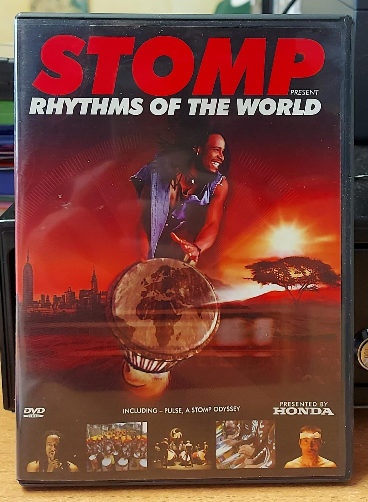 Stomp – Rhythms of the World DVD