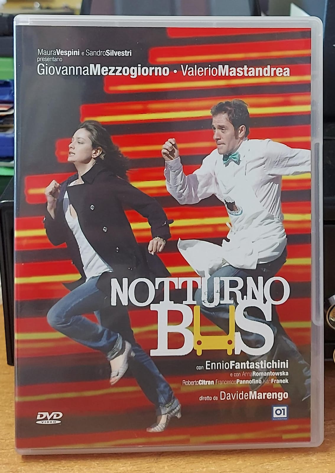 Notturno Bus DVD – Copertina fronte