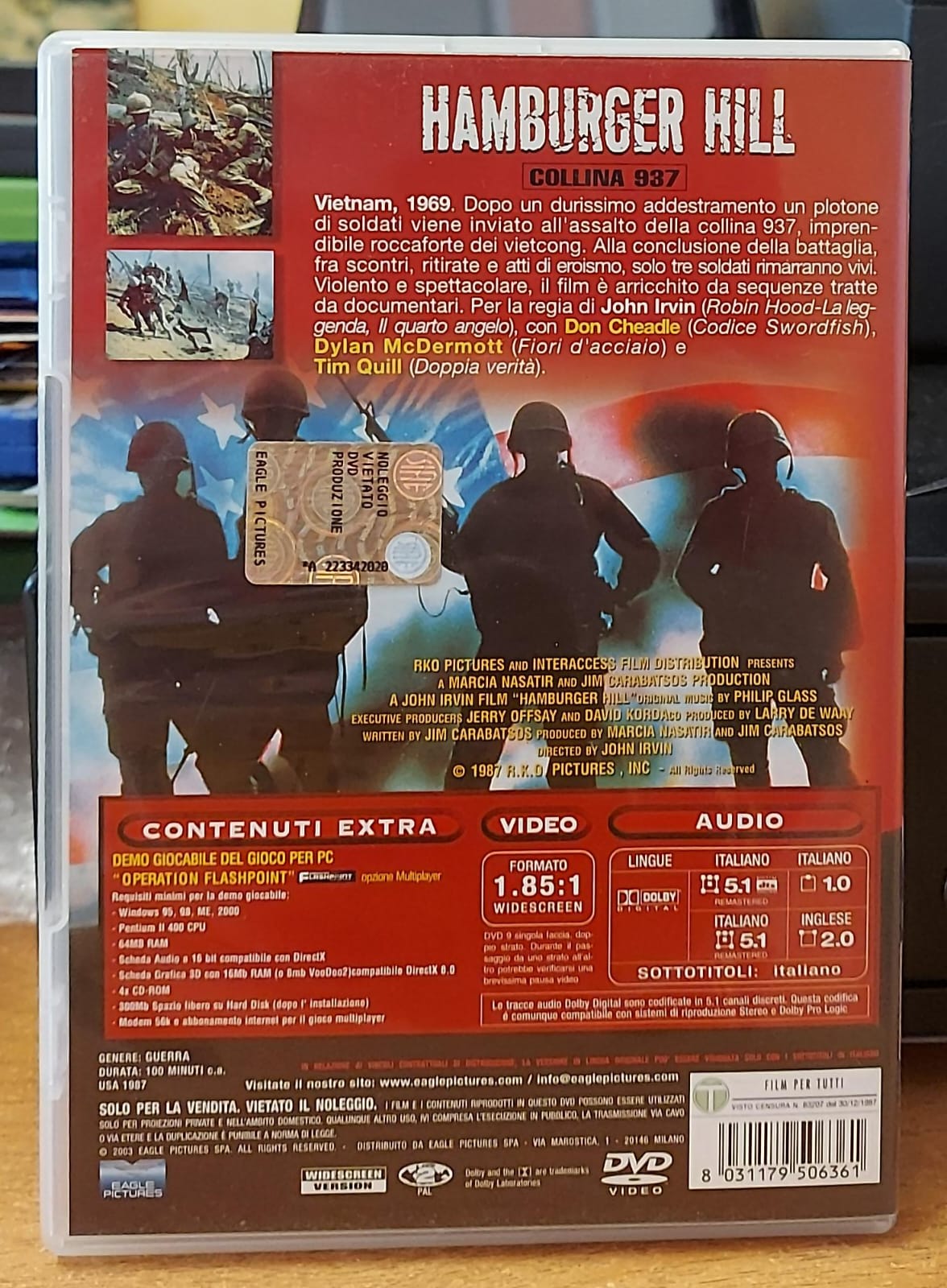 Retro della confezione del DVD Hamburger Hill – Collina 937