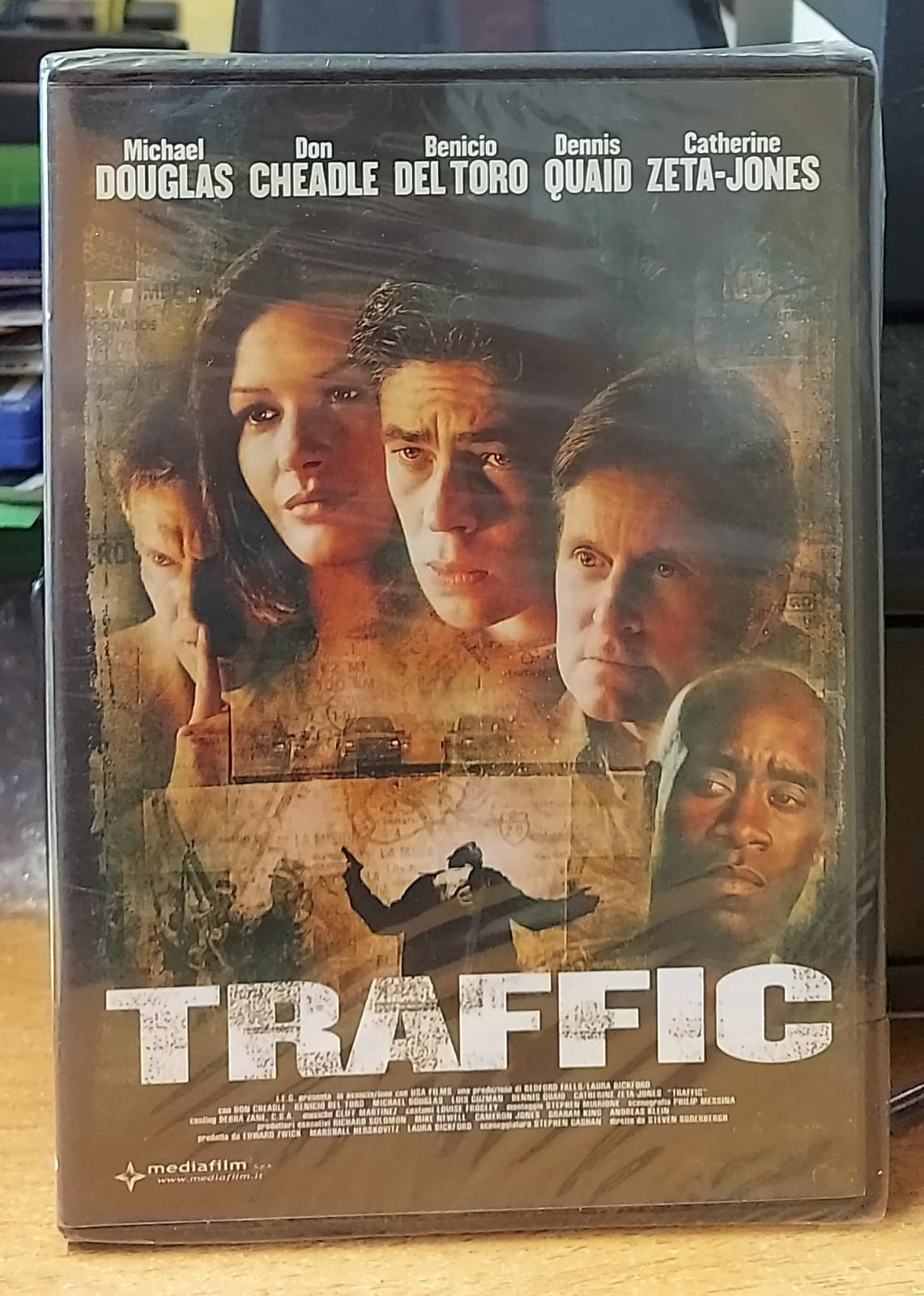 Copertina frontale del DVD Traffic nuovo sigillato