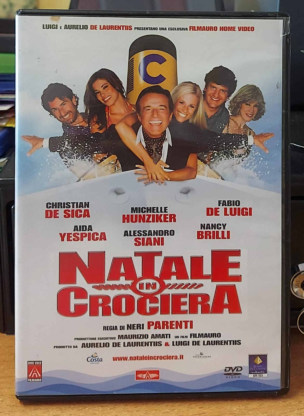 Retro della confezione del DVD Natale in crociera
