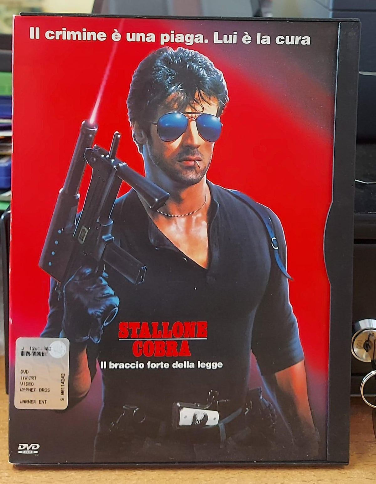 Retro della confezione del DVD Cobra