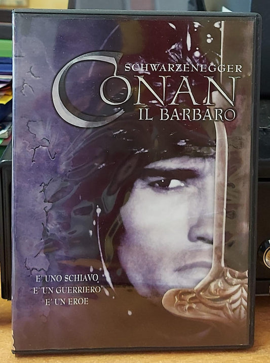 Copertina frontale DVD Conan il barbaro con Arnold Schwarzenegger