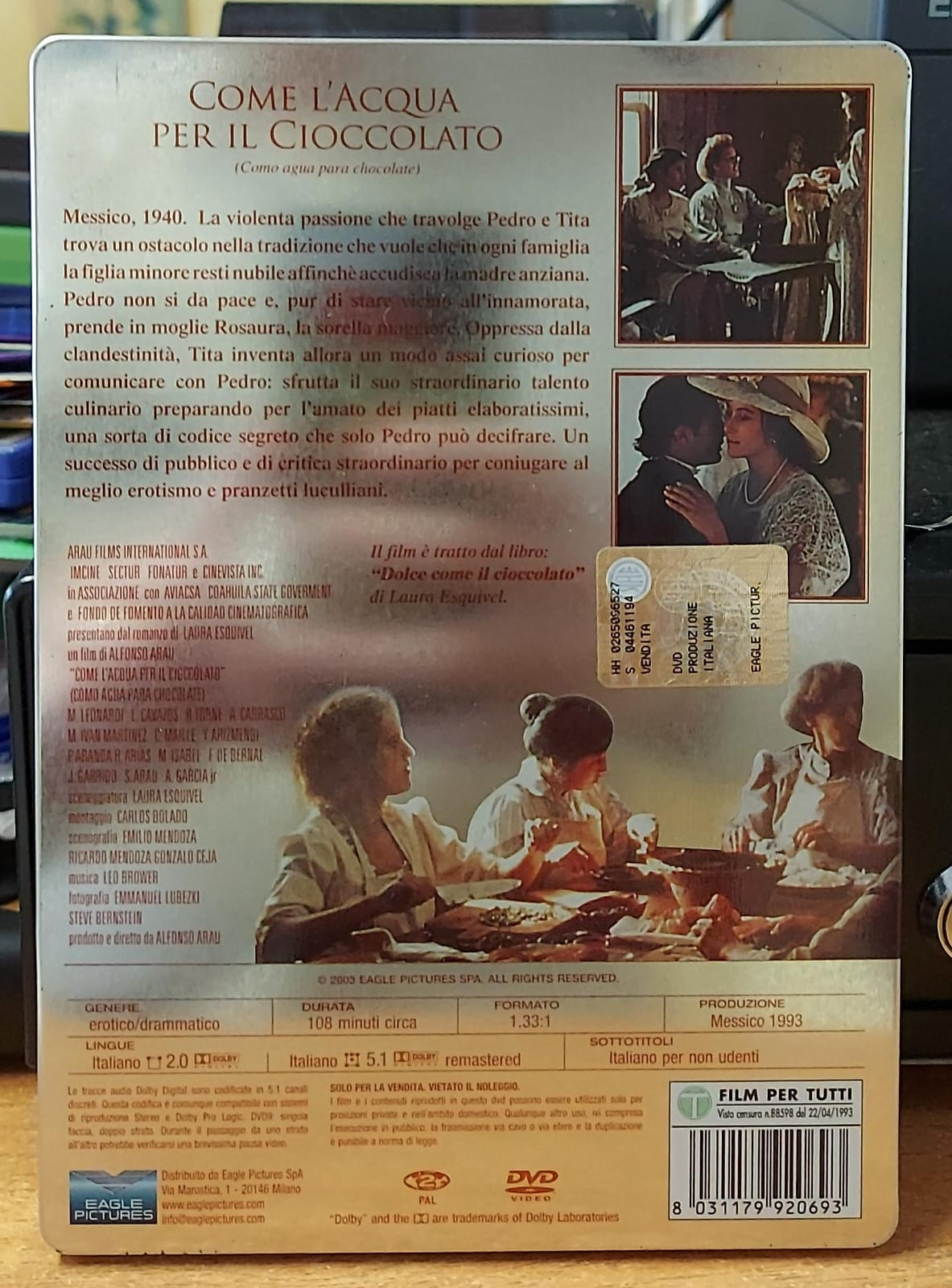 Copertina frontale del DVD Come l’acqua per il cioccolato