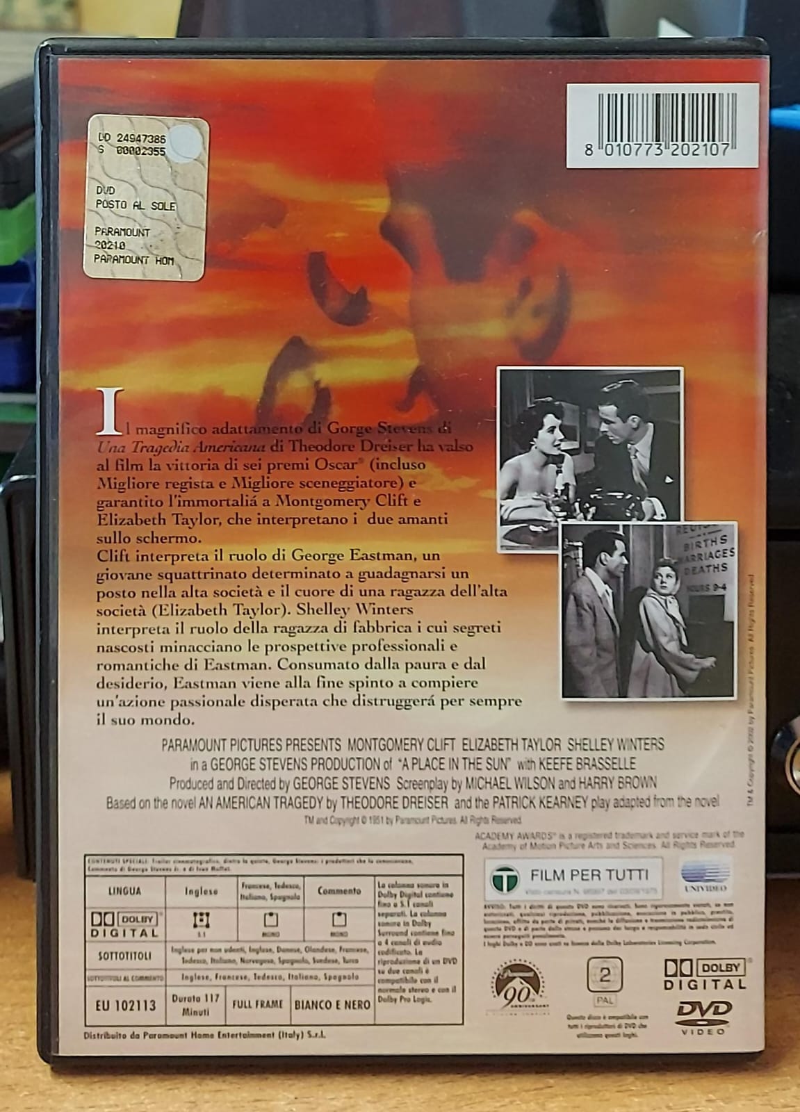 Copertina fronte del DVD Un posto al sole Paramount Collection