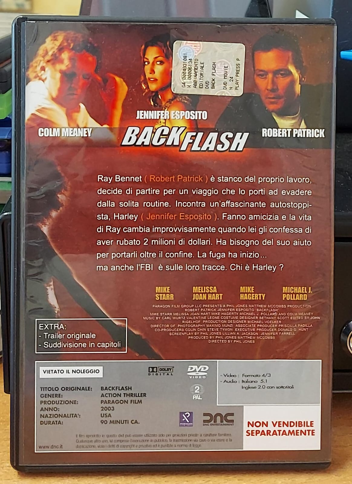 Copertina fronte Backflash DVD con Robert Patrick