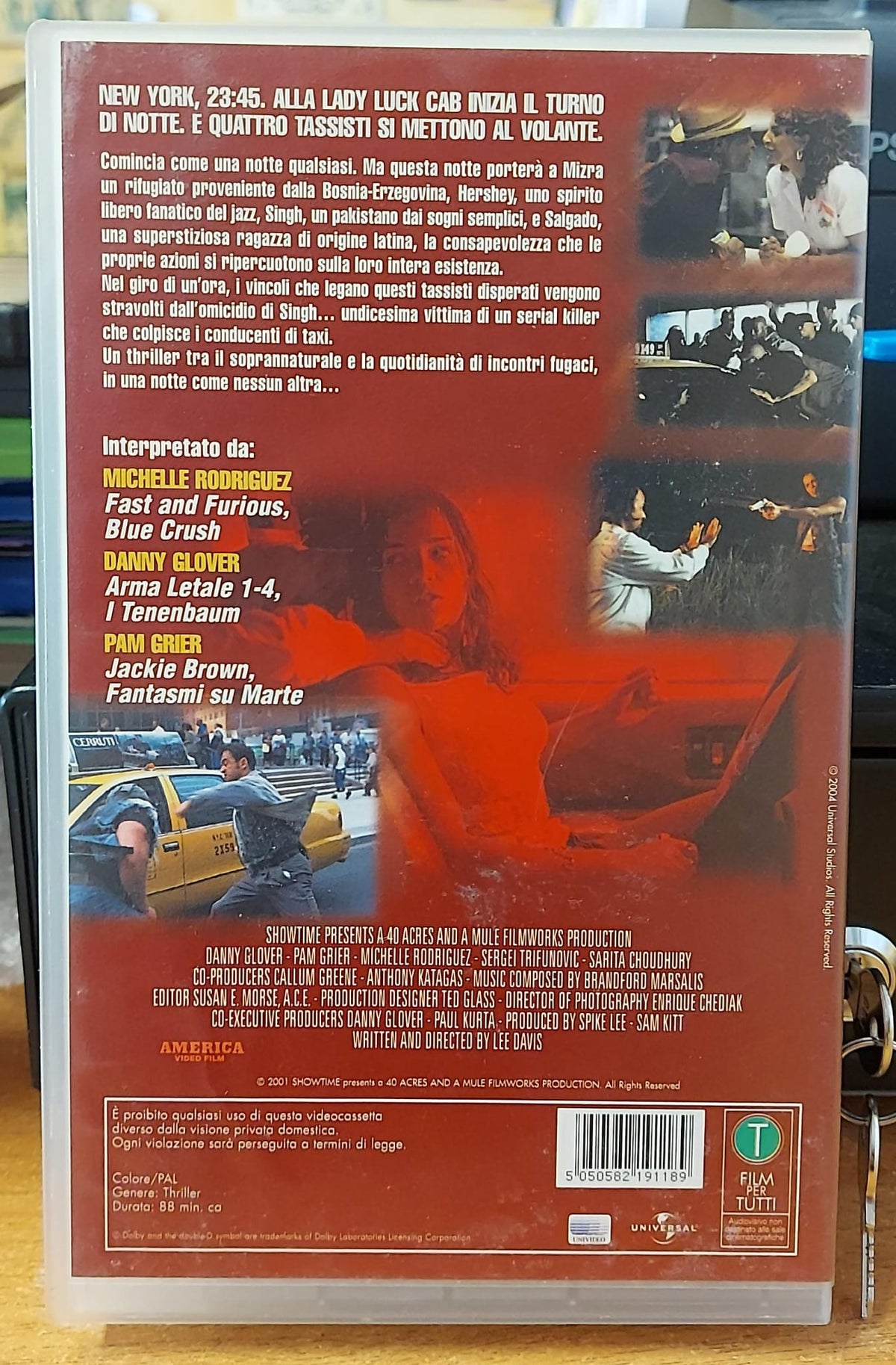 3 A.M. – Omicidi nella notte VHS, retro della confezione