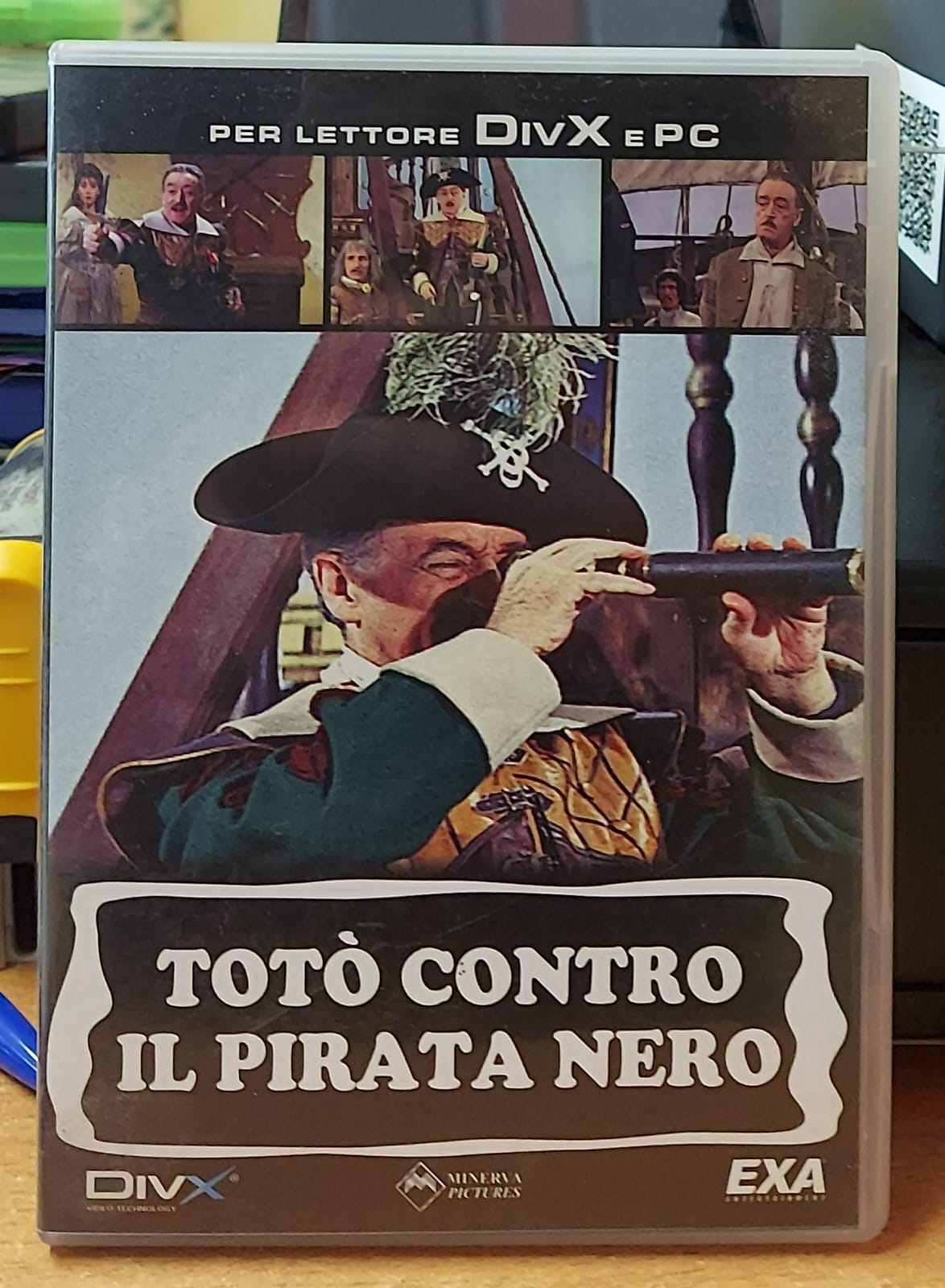 Totò contro il pirata nero – fronte edizione DivX per PC e lettori DivX, non DVD Video