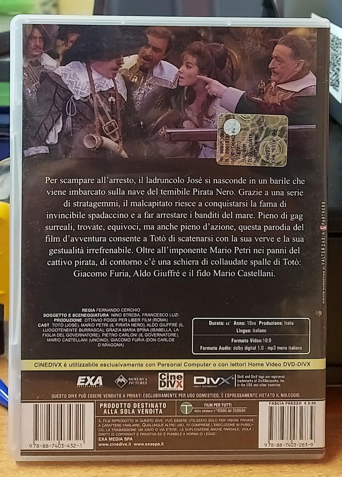 Totò contro il pirata nero – retro CineDivX con avvertenza compatibilità e codici a barre