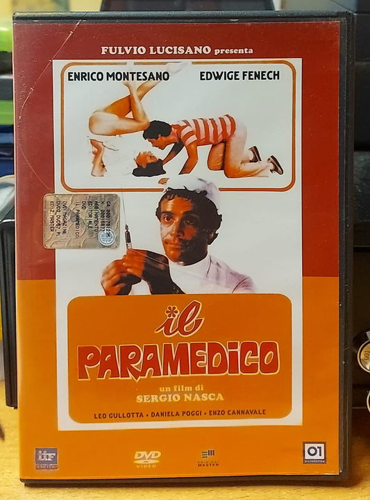 Fronte copertina DVD Il Paramedico con Enrico Montesano ed Edwige Fenech