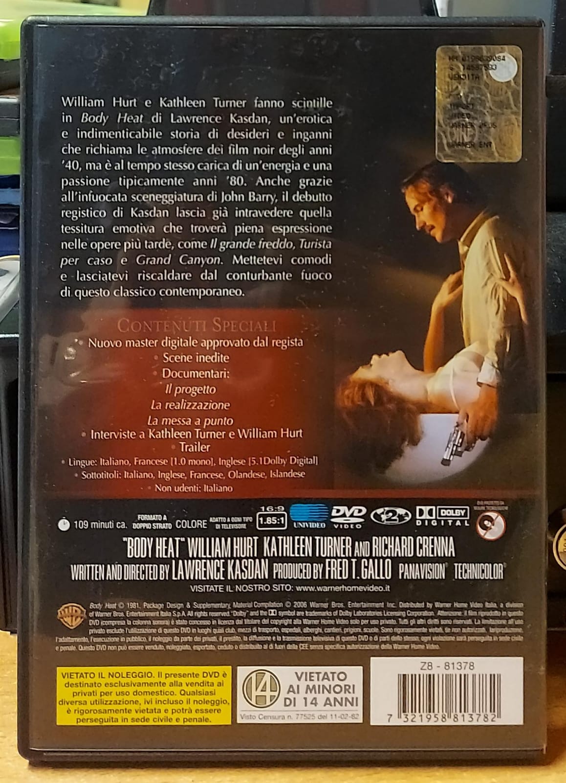Retro copertina DVD Brivido Caldo con descrizione, contenuti speciali e codice a barre