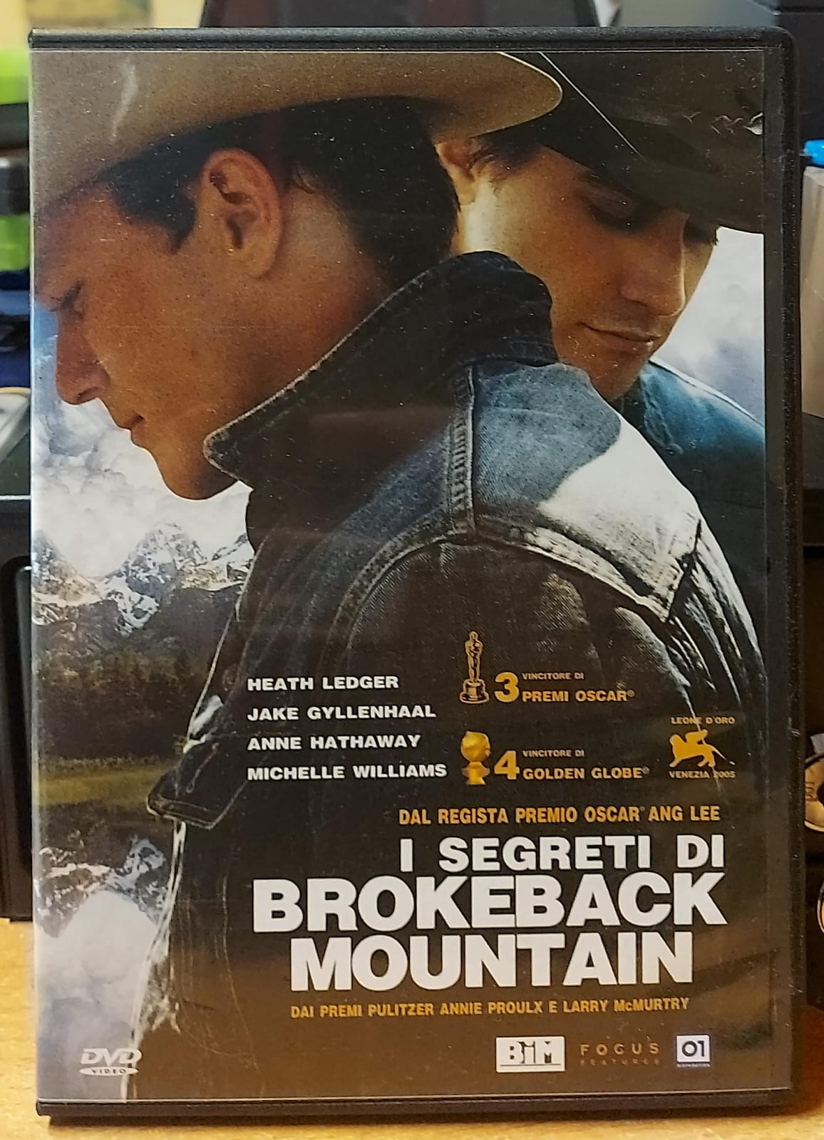 Fronte copertina DVD I segreti di Brokeback Mountain con Heath Ledger e Jake Gyllenhaal
